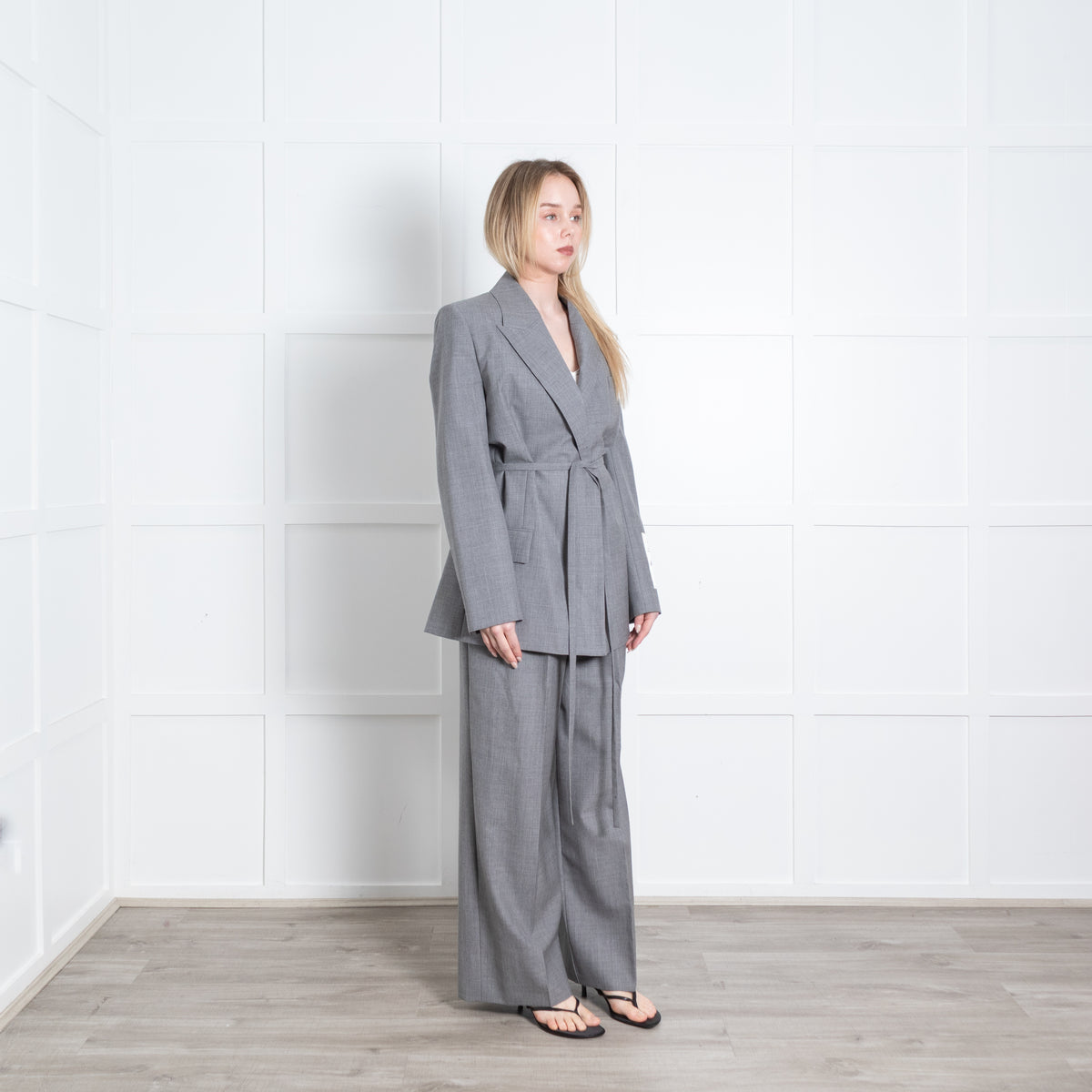 Erdem Grey Fine Wool Floral Appliqued Patch Wrap Blazer