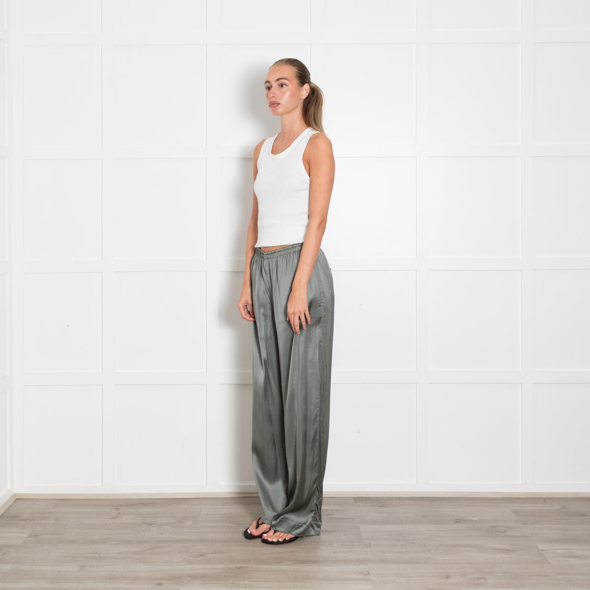 Vince Green Elasticated Waist Trousers