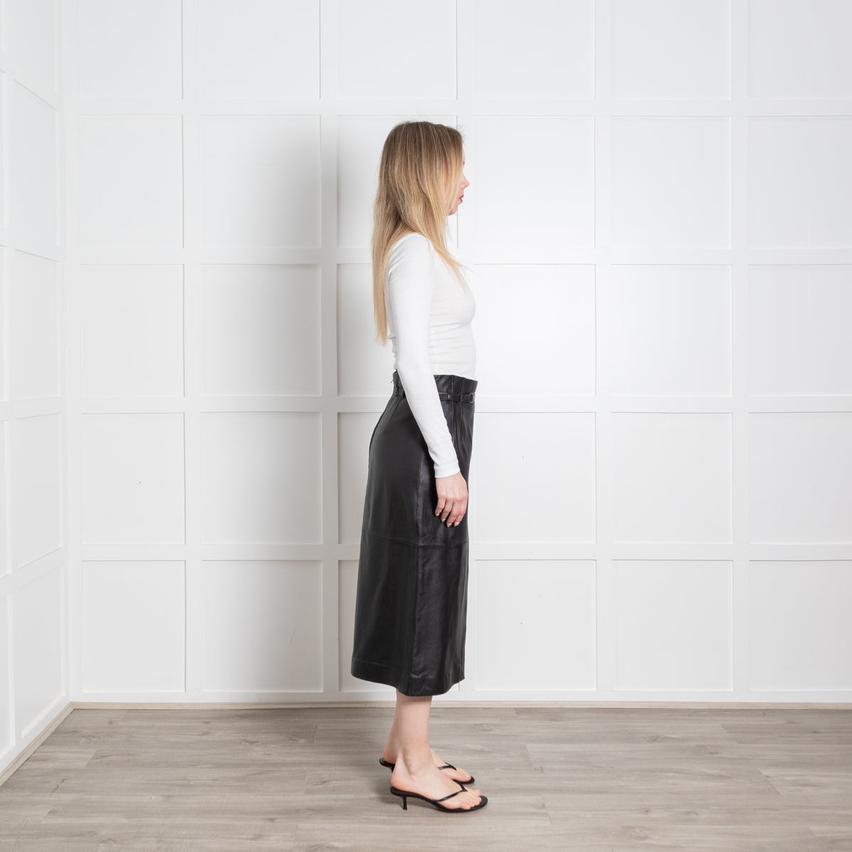 Red Valentino Black Leather Belted Mid Length Skirt