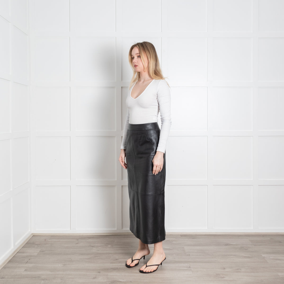 Cefinn Black Leather Pencil Midi Skirt