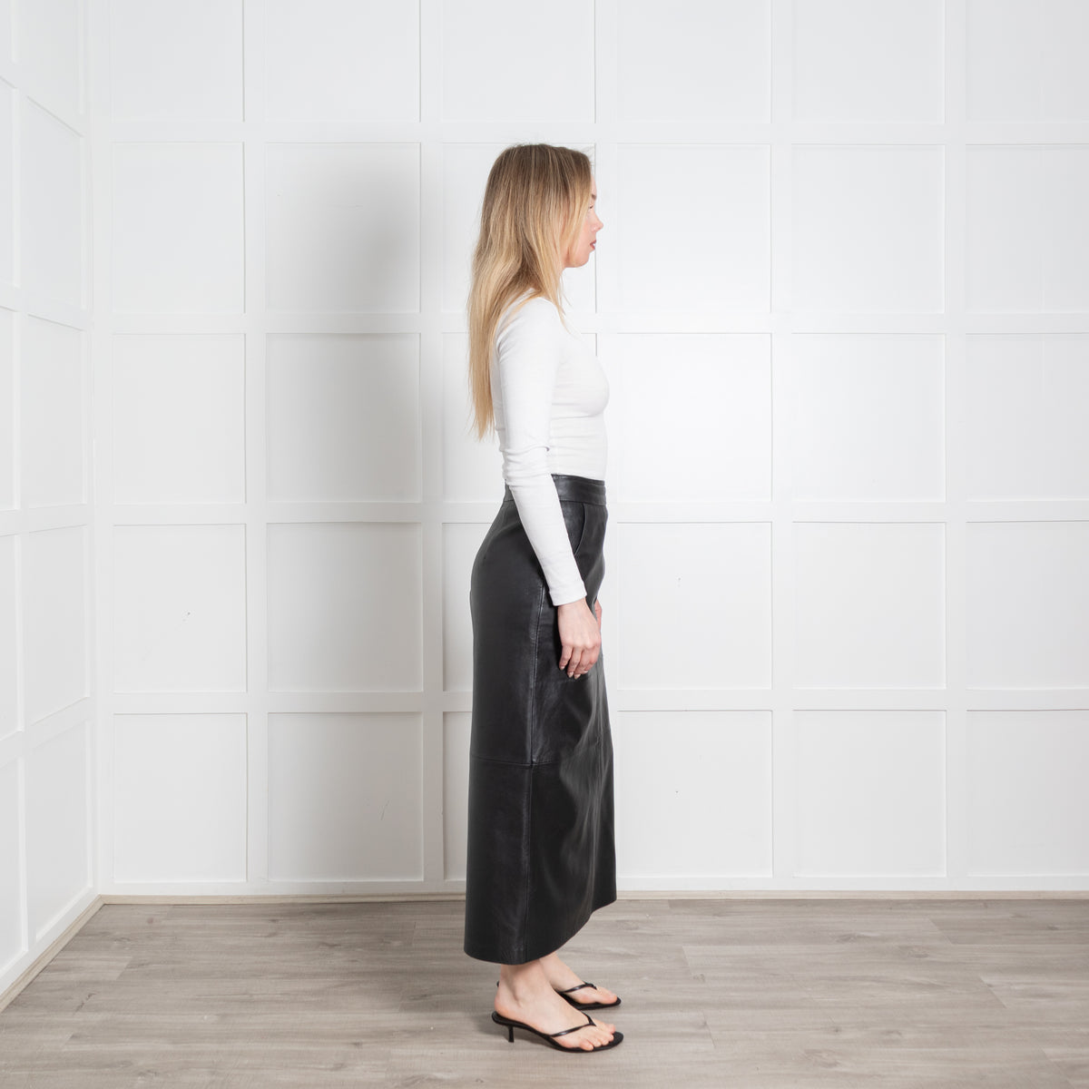 Cefinn Black Leather Pencil Midi Skirt