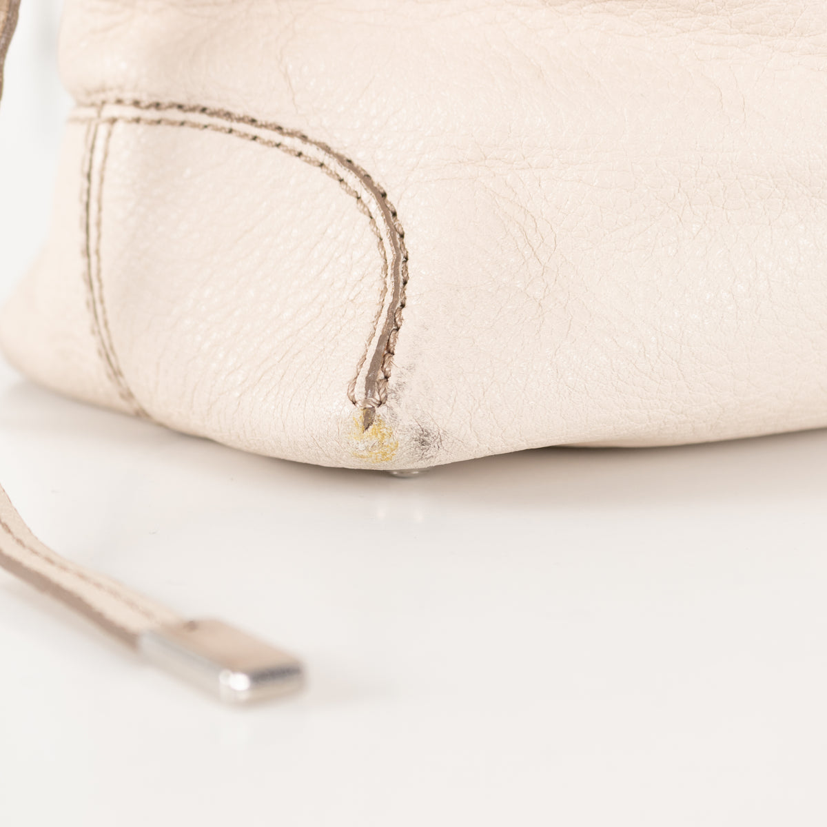 Tod's Cream Leather Tote Bag