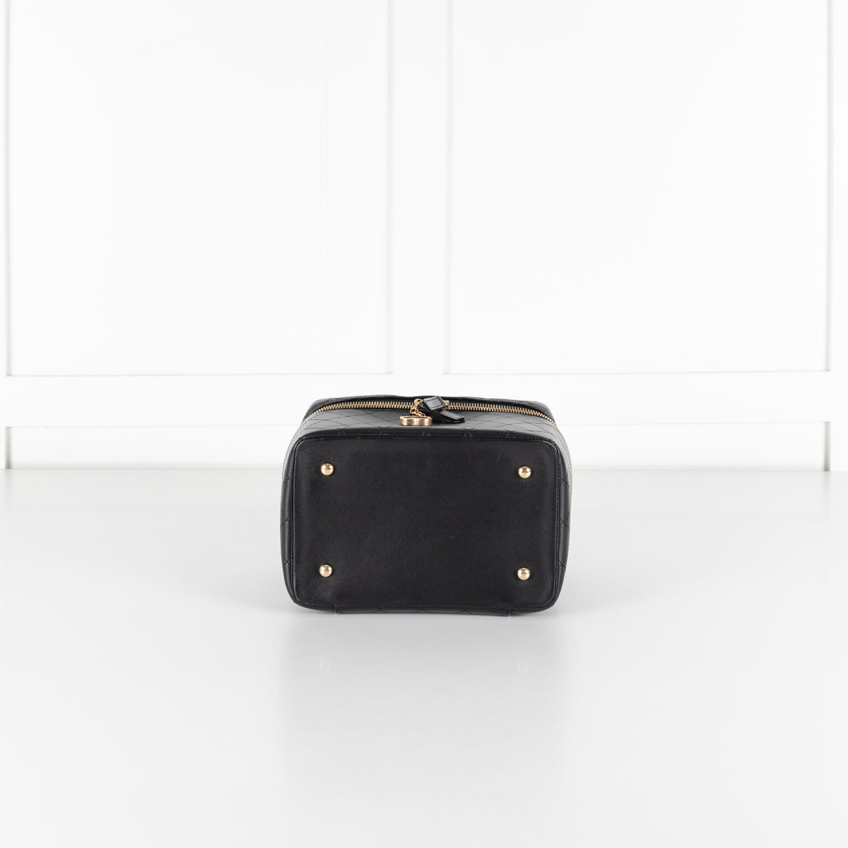 Chanel Knock On Wood Vanity Shoulder Bag