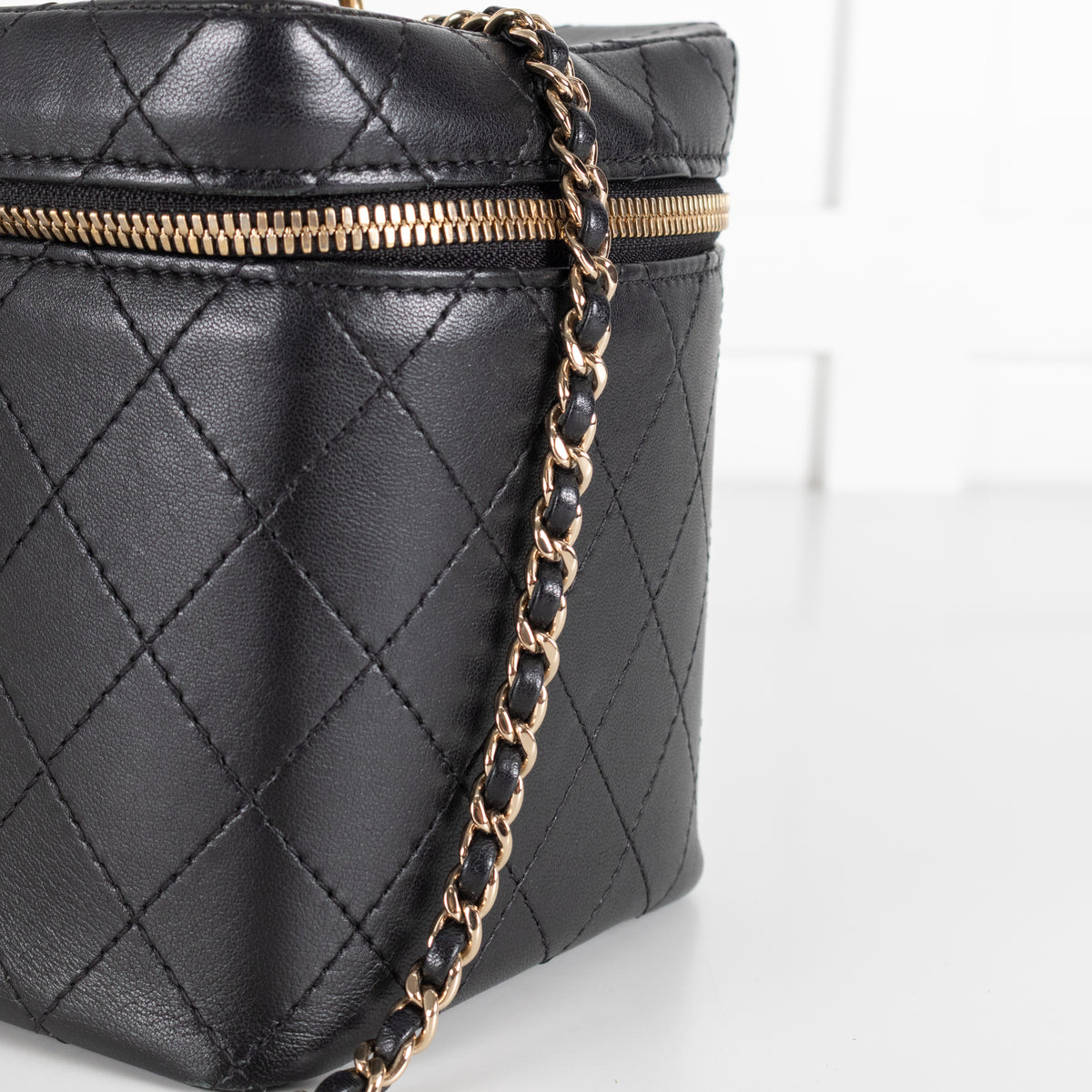 Chanel Knock On Wood Vanity Shoulder Bag