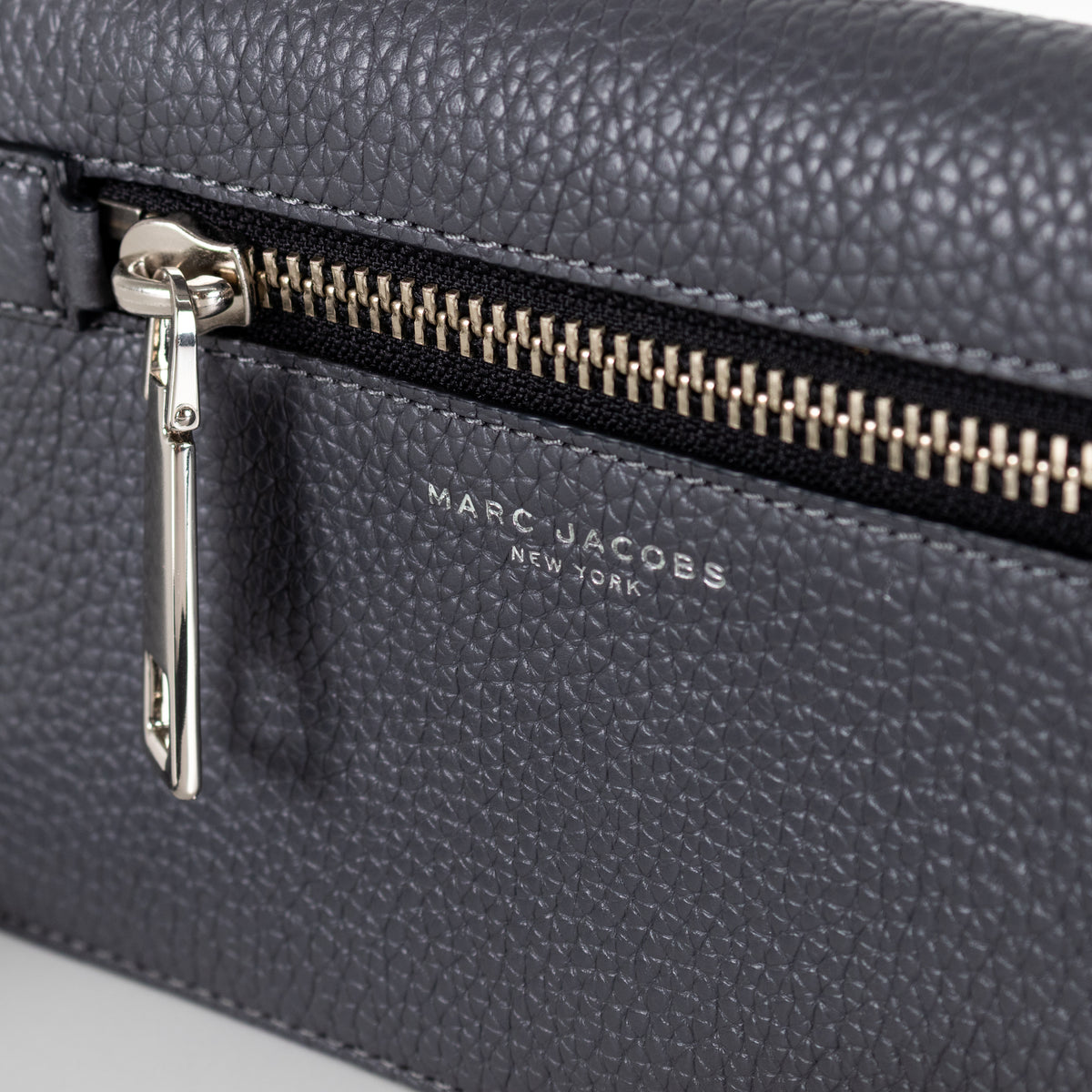 Marc Jacobs Grey Pebbled Leather Small Crossbody Bag