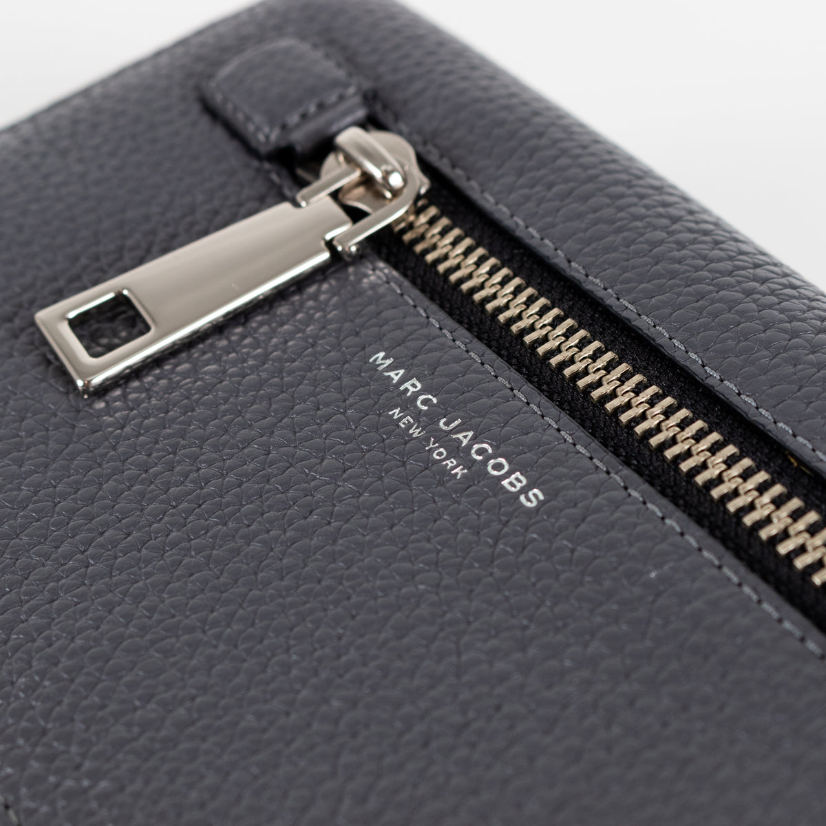 Marc Jacobs Grey Pebbled Leather Small Crossbody Bag