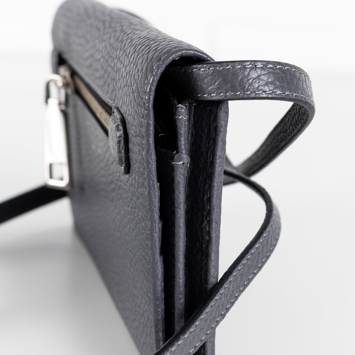 Marc Jacobs Grey Pebbled Leather Small Crossbody Bag