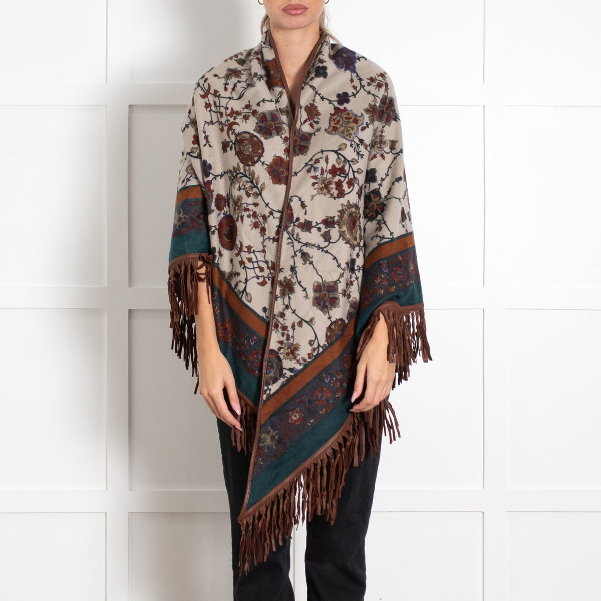 Loro Piana 100% Cashmere Floral Paisley Style Print Long Leather Fringe Shawl
