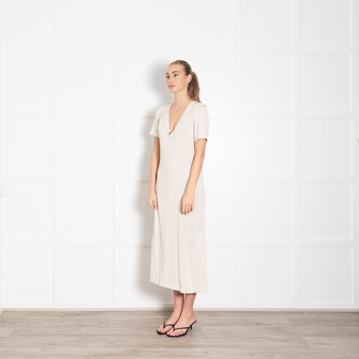 Amina Rubinacci Beige Linen Blend Short Sleeve Knit Dress
