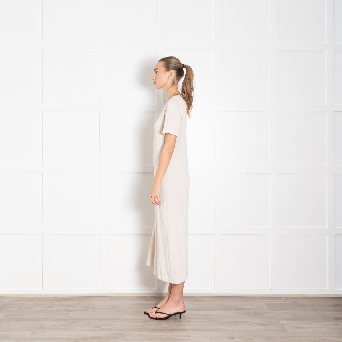 Amina Rubinacci Beige Linen Blend Short Sleeve Knit Dress