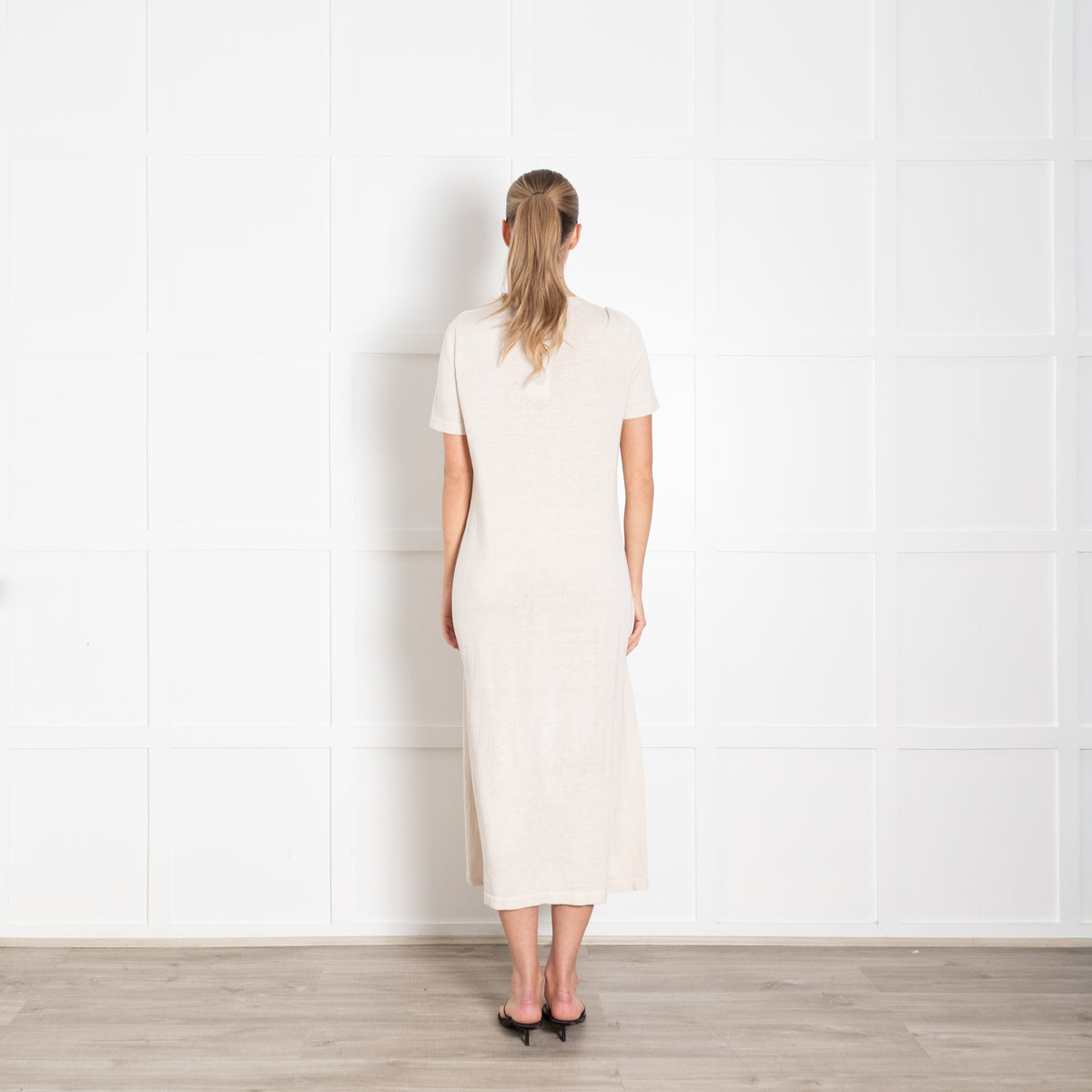 Amina Rubinacci Beige Linen Blend Short Sleeve Knit Dress
