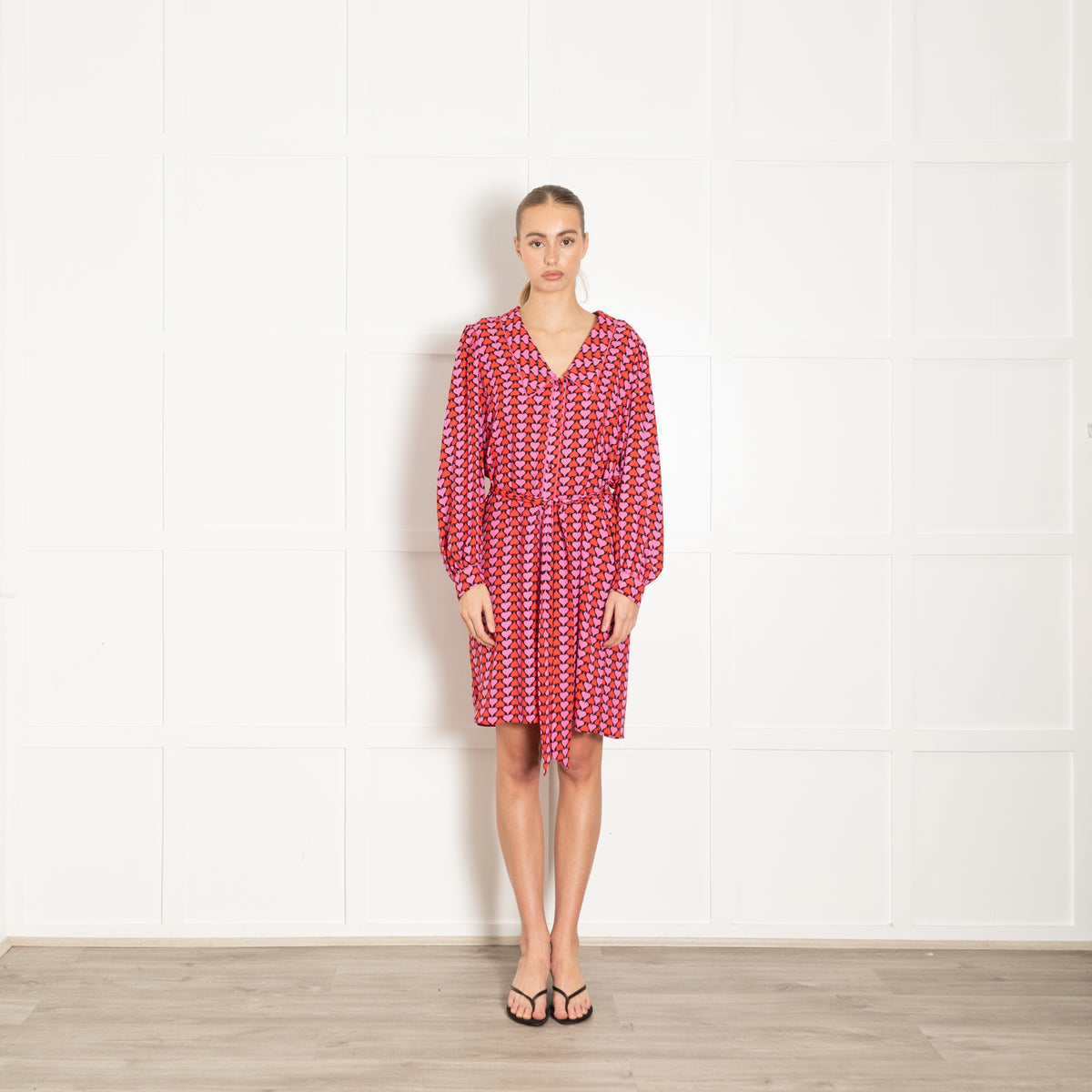 Diane Von Furstenberg Black Pink Red Heart Print Belted Dress