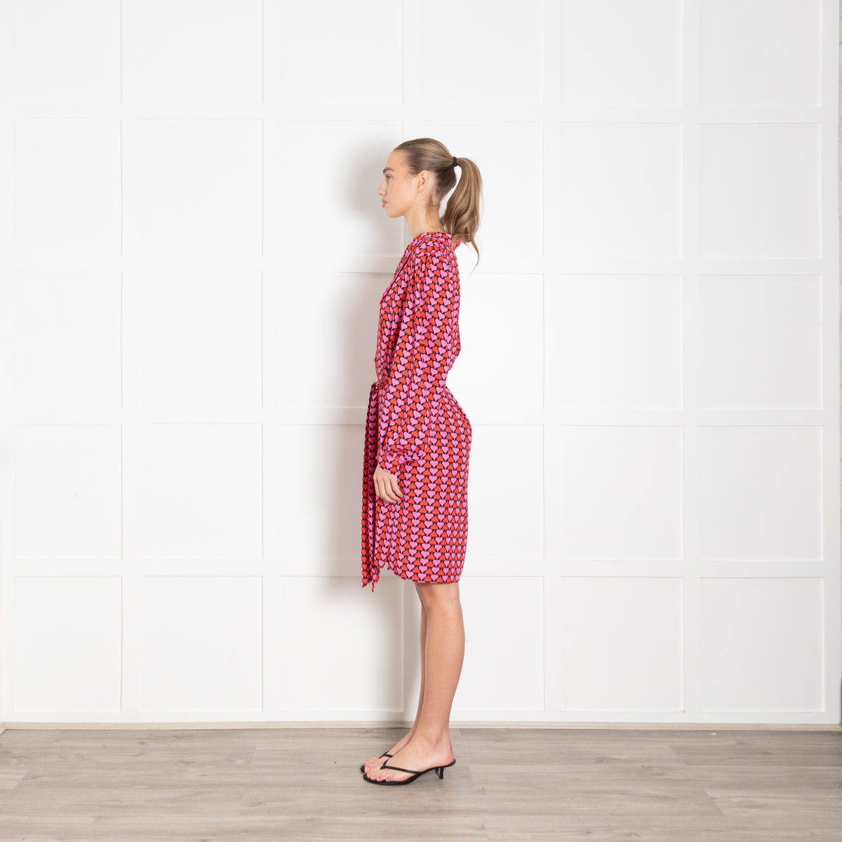 Diane Von Furstenberg Black Pink Red Heart Print Belted Dress