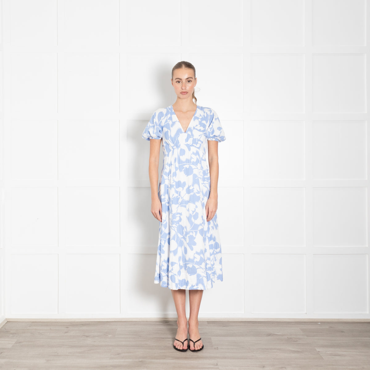 Me + Em Blue and White Floral Cheesecloth Midi Dress