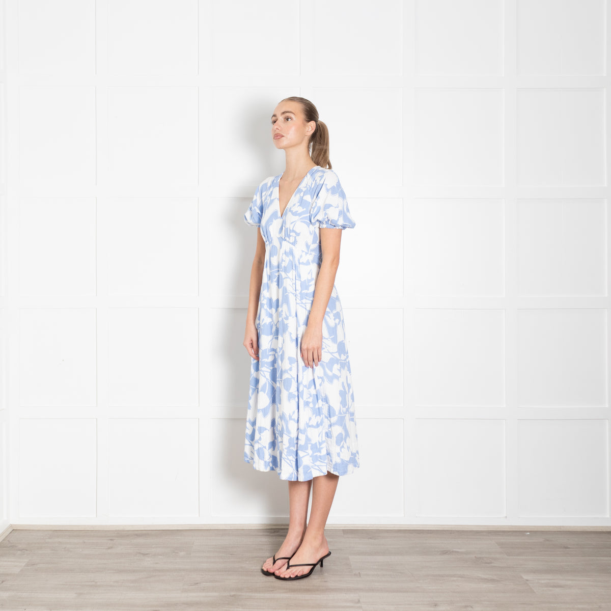 Me + Em Blue and White Floral Cheesecloth Midi Dress