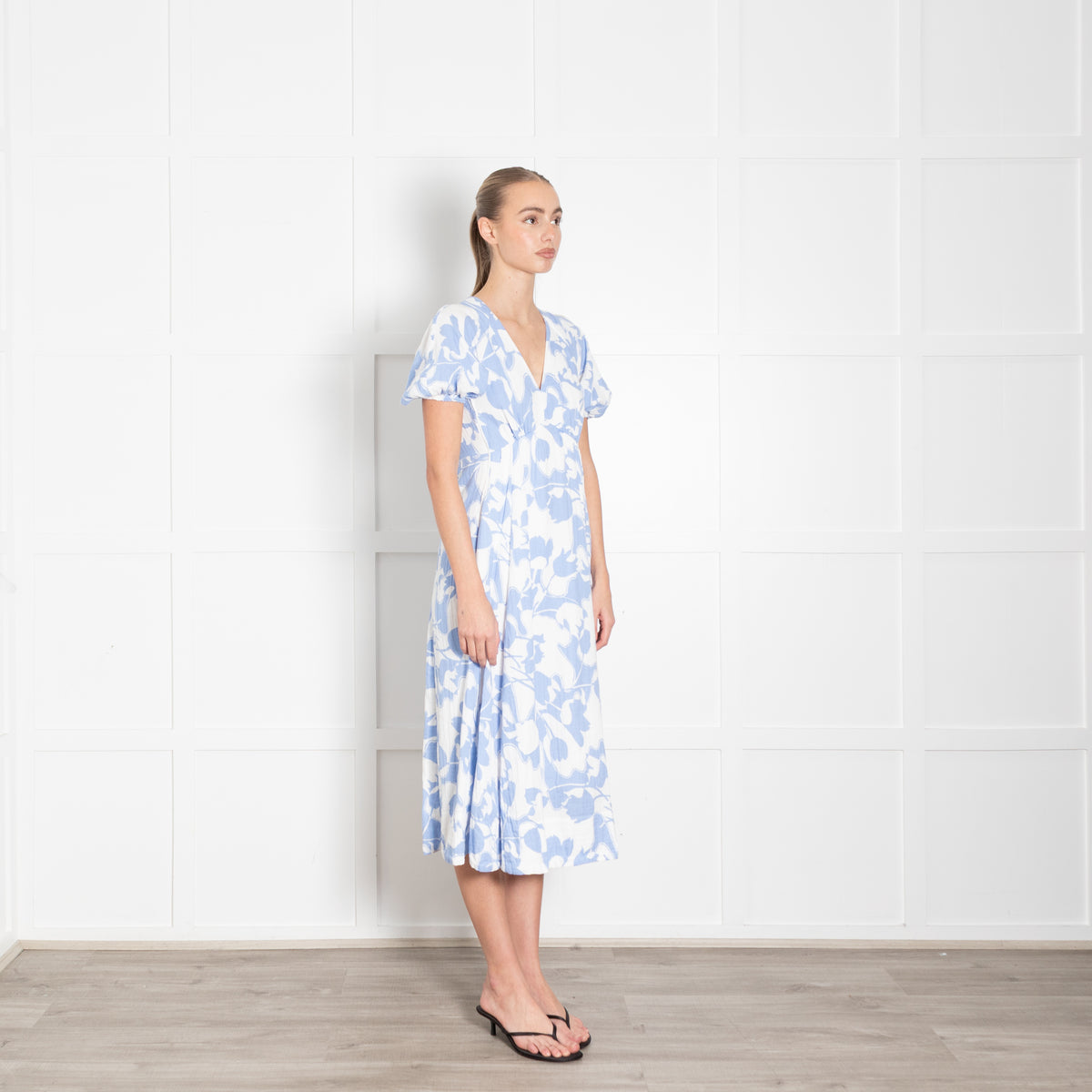 Me + Em Blue and White Floral Cheesecloth Midi Dress