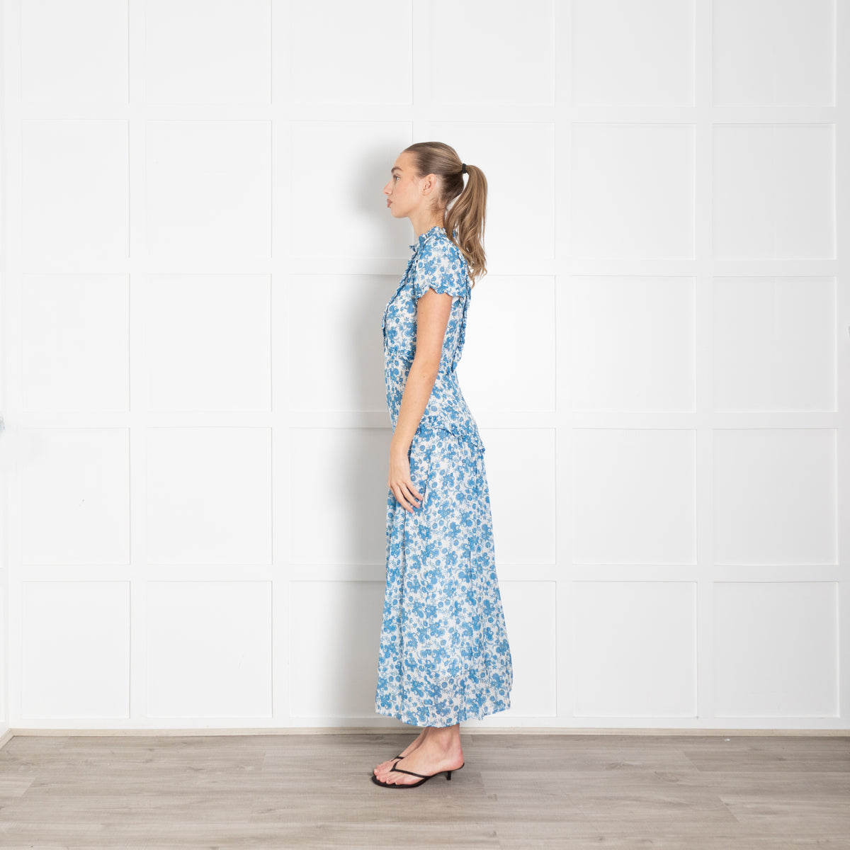 Cefinn Blue and White Floral High Neck Midi Dress