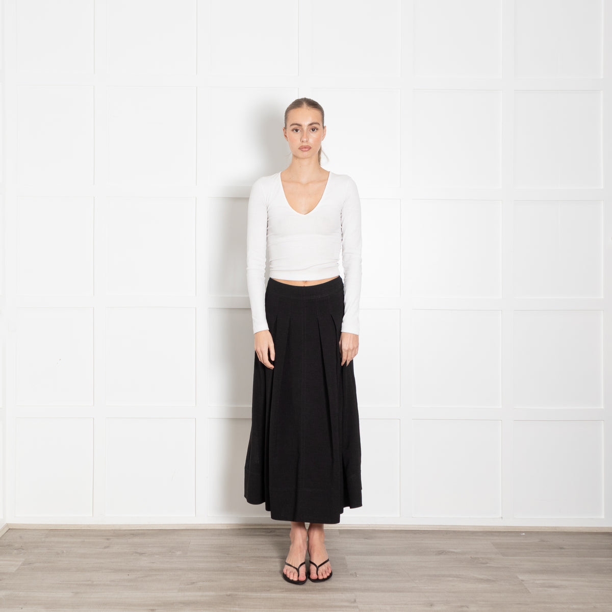 Cefinn Black Crepe Midi Skirt with Pleat Waist