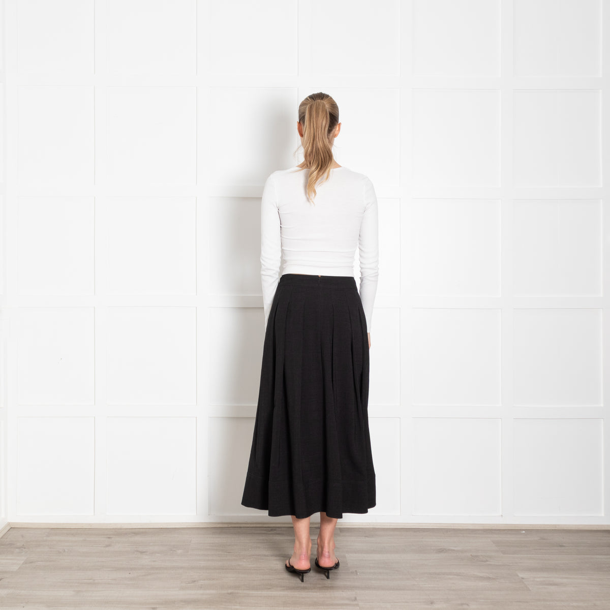 Cefinn Black Crepe Midi Skirt with Pleat Waist