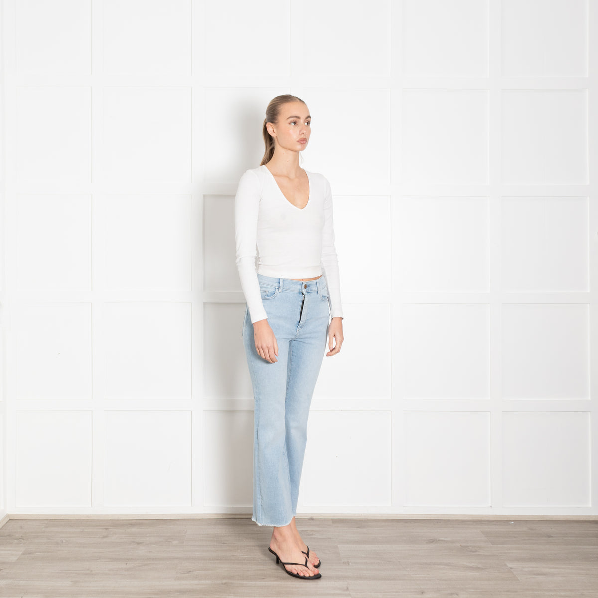 DL1961 Pale Denim Bootleg Jean