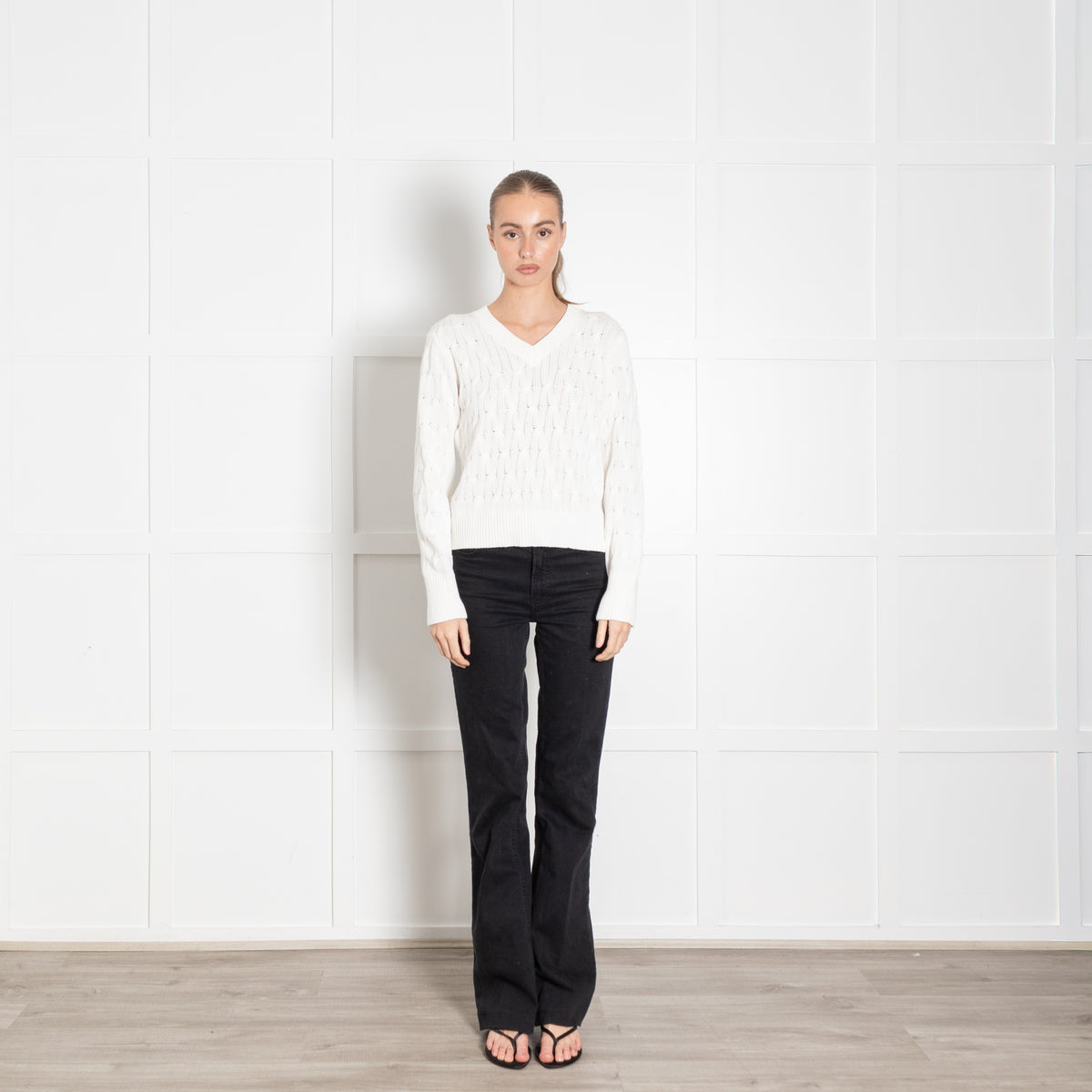 Kinross Cream Cotton Cable Knit V Neck Jumper