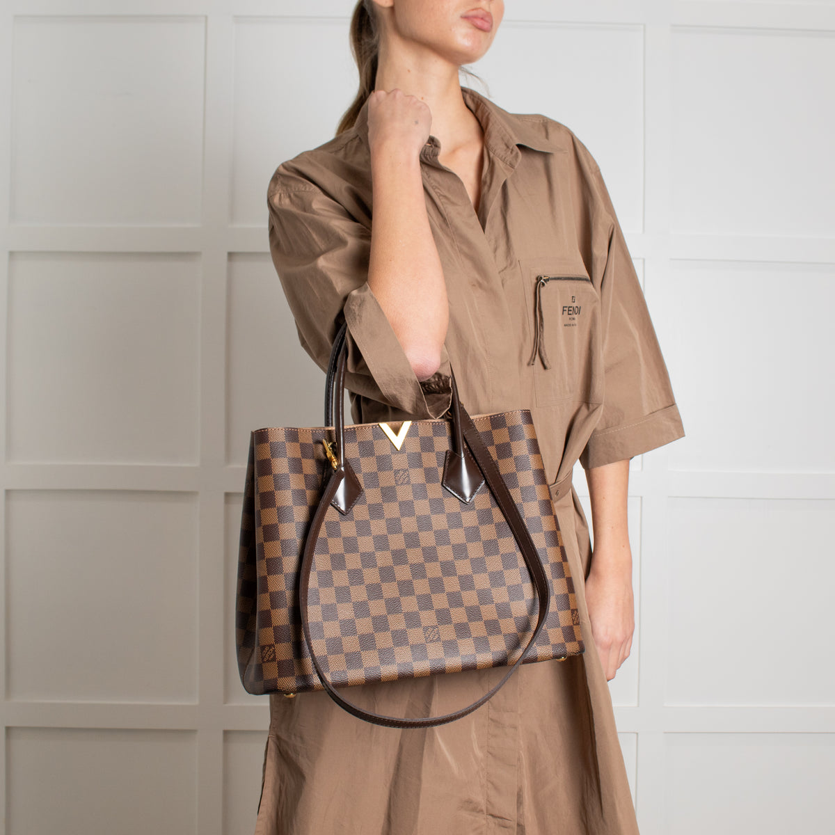Short straps Louis Vuitton Damier Kensington Tote bag. 