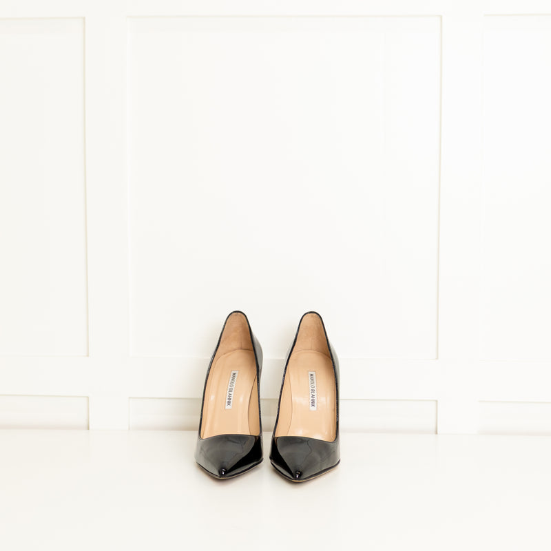 Manolo Blahnik Black Patent Leather Pointy Heeled Shoes