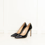 Manolo Blahnik Black Patent Leather Pointy Heeled Shoes