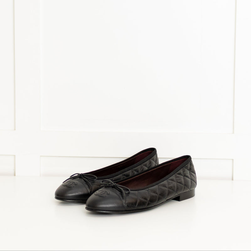 Chanel Black Quilted Lambskin Leather CC Top Flat Ballerinas