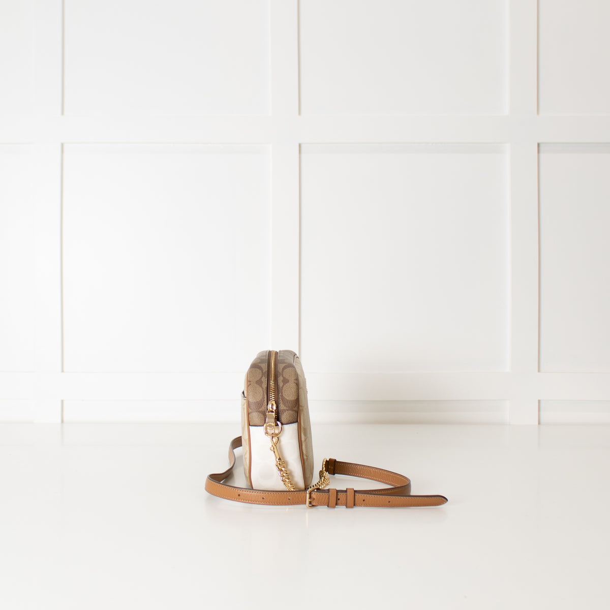 Coach Beige Signature Canvas Jamie Camera Bag