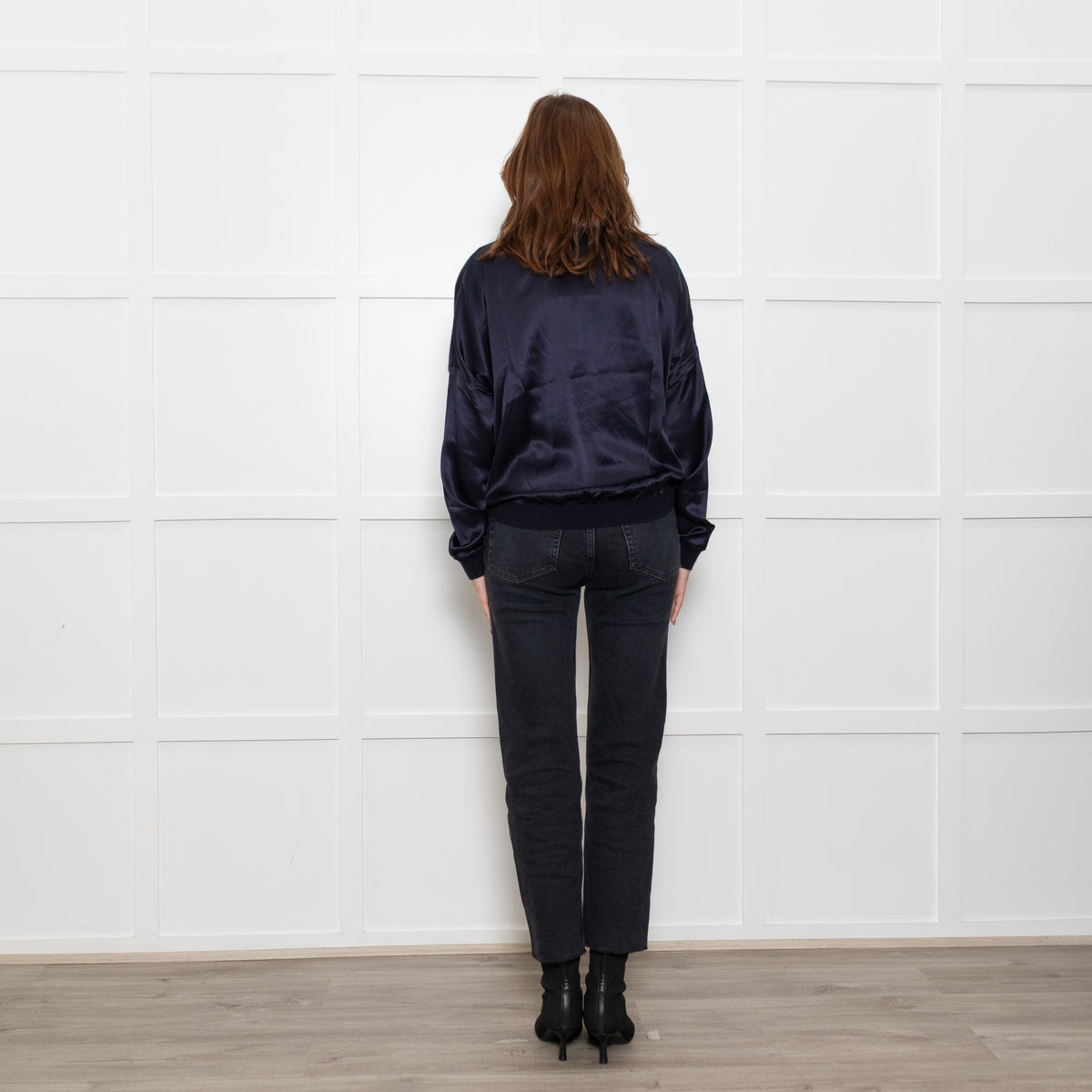 Amanda Wakeley Navy Cashmere Jumper with Silk Back
