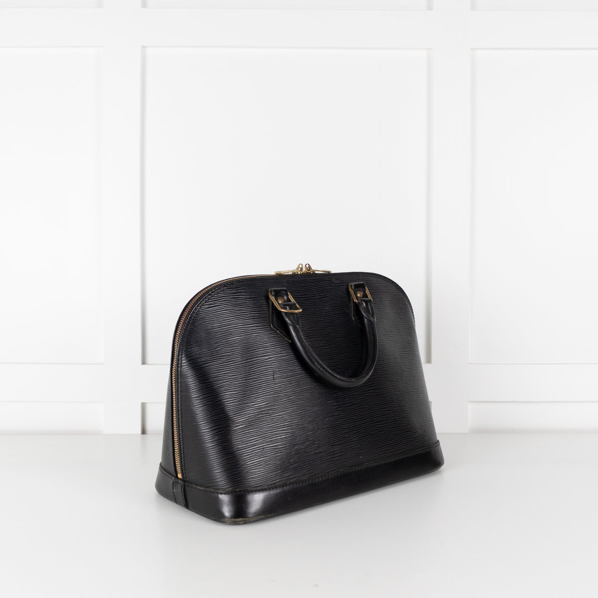 Louis Vuitton Black Epi Leather Alma PM