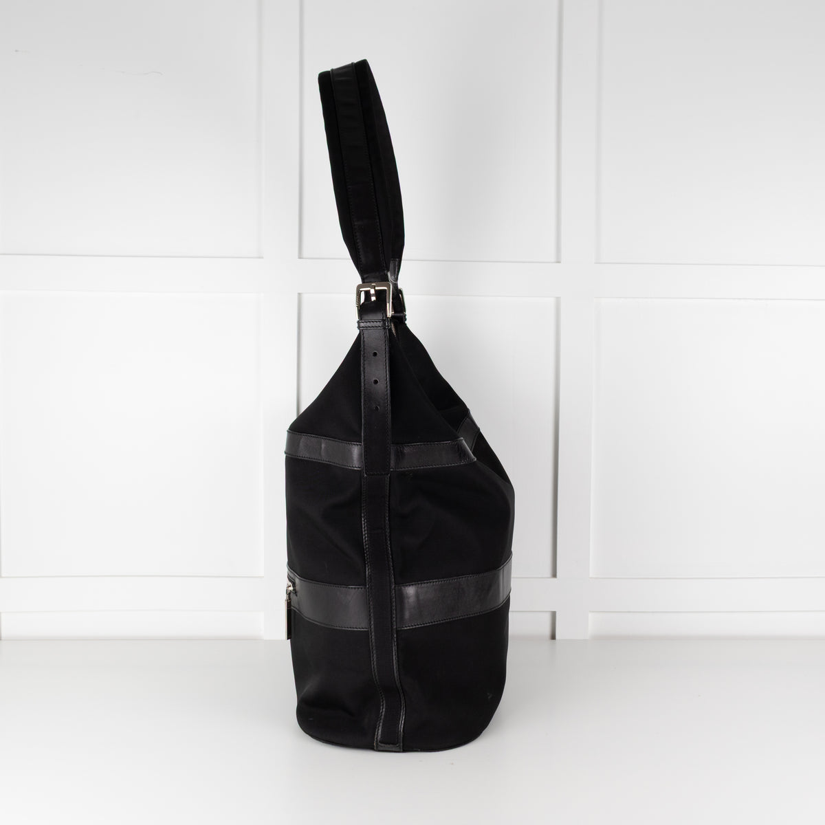 Gucci Black Nylon Large Shoulder Travel Bag