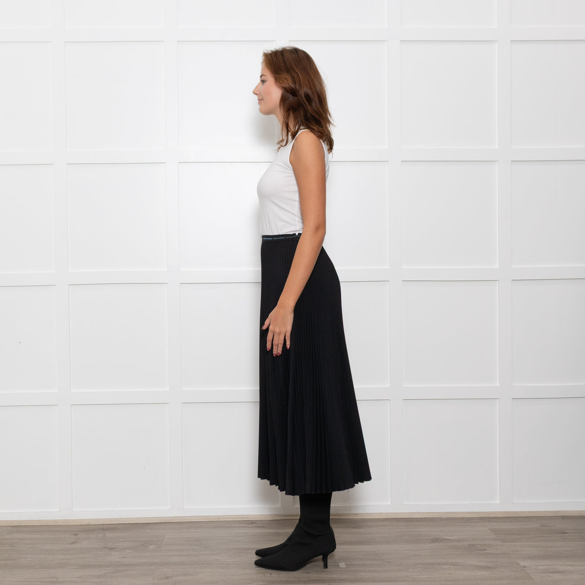 Prada Black Logo Pleated Elasticated Waist Midi Skirt