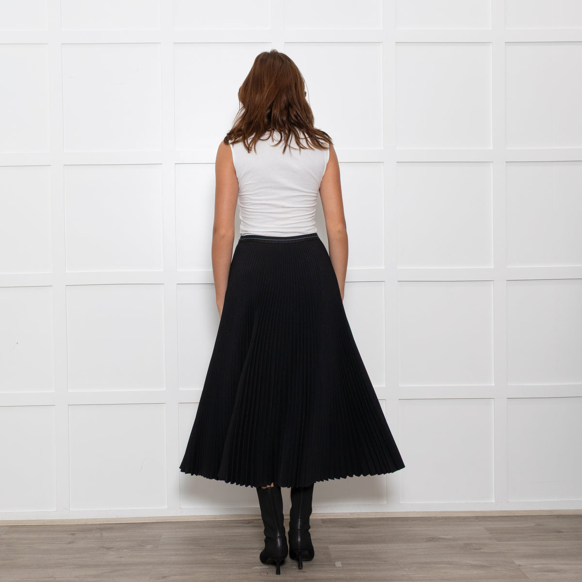 Prada Black Logo Pleated Elasticated Waist Midi Skirt