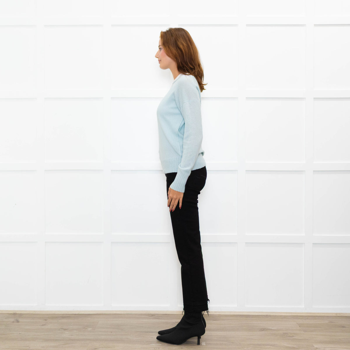 360 Cashmere Ice Blue Boat Neck Jumper