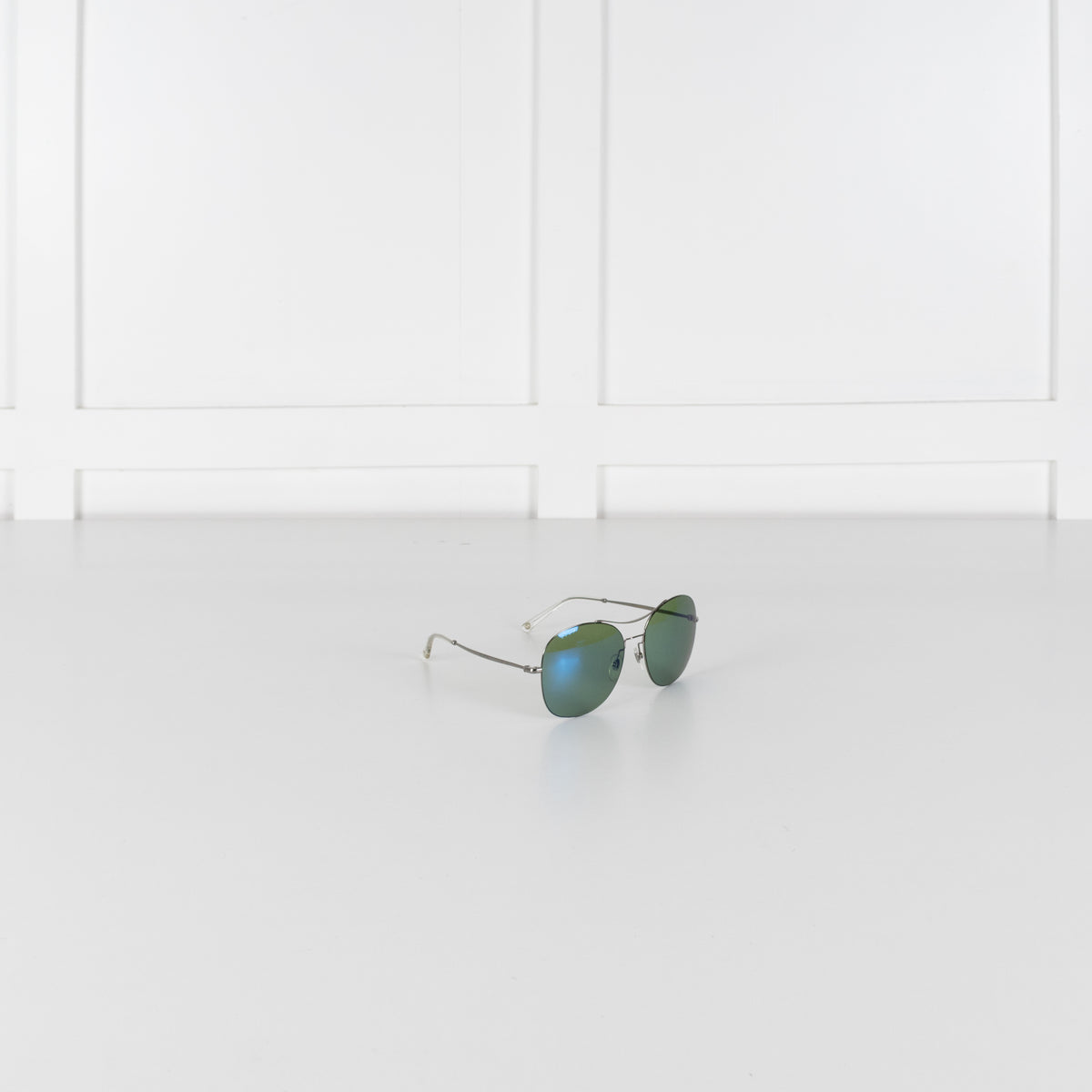Gucci Ruthenium Blue Lens Aviator Sunglasses With Silver Frame