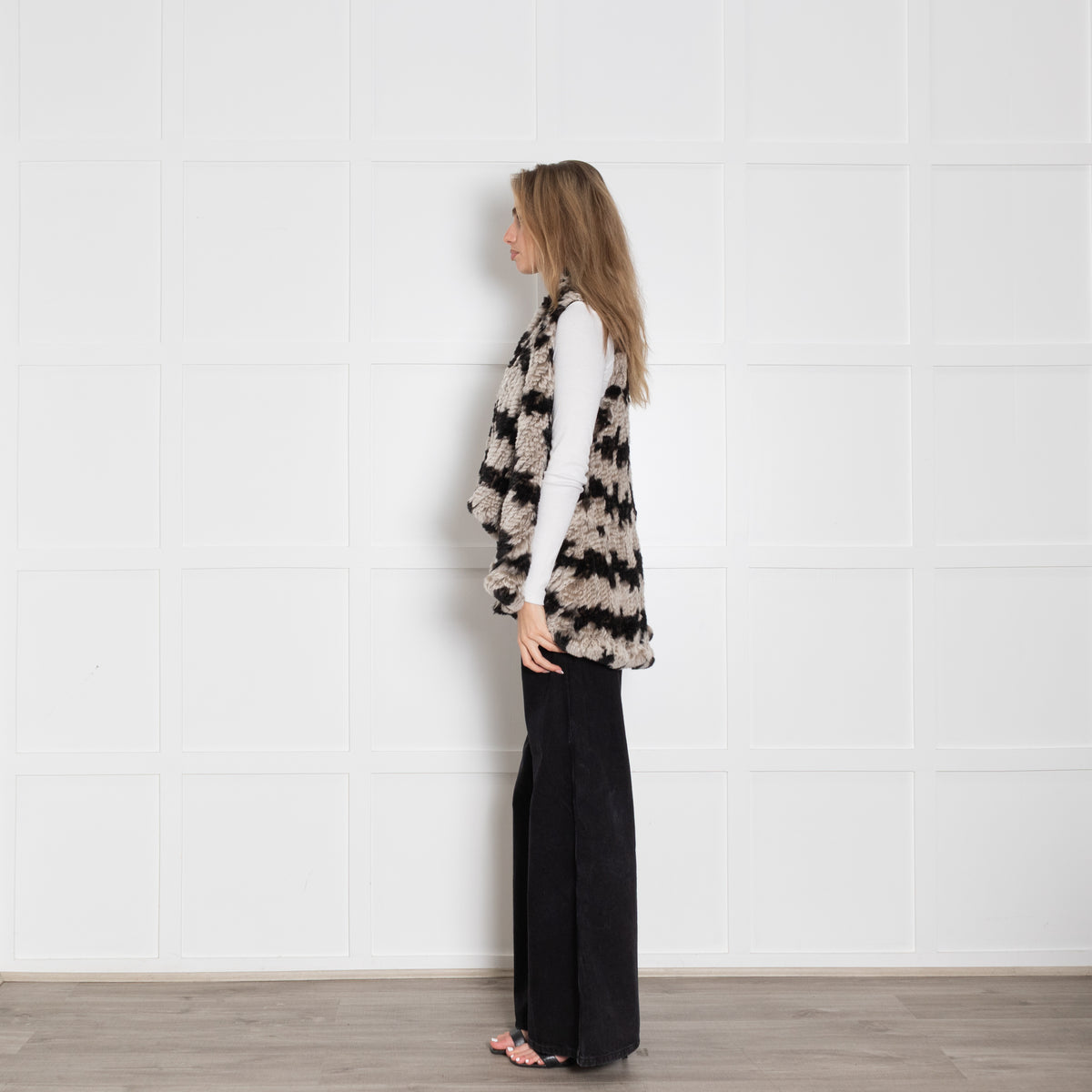 Alice + Olivia Rabbit Black And Grey Knit Waterfall Gilet