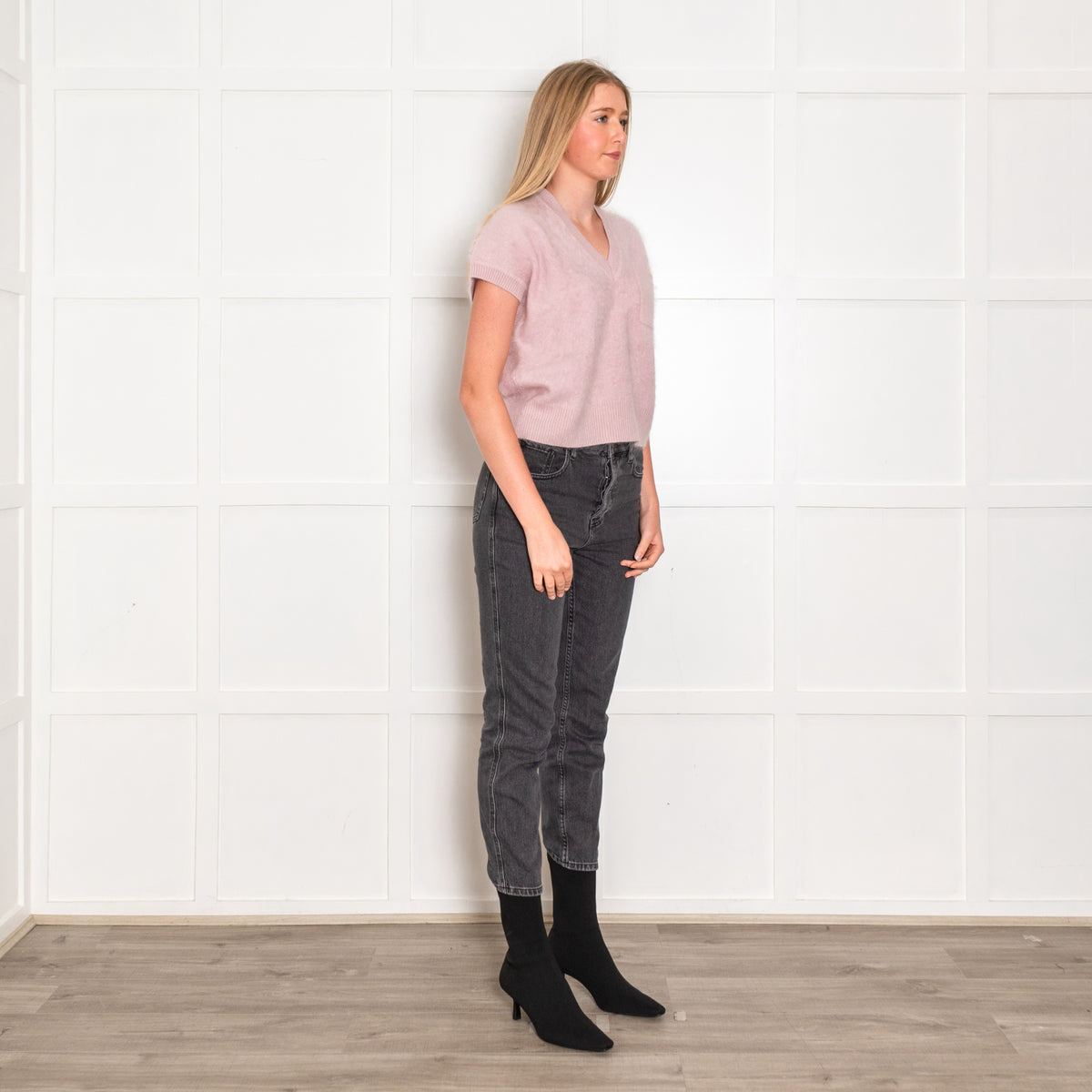Me & Em Pink Front Pocket Cashmere Sleeveless Jumper