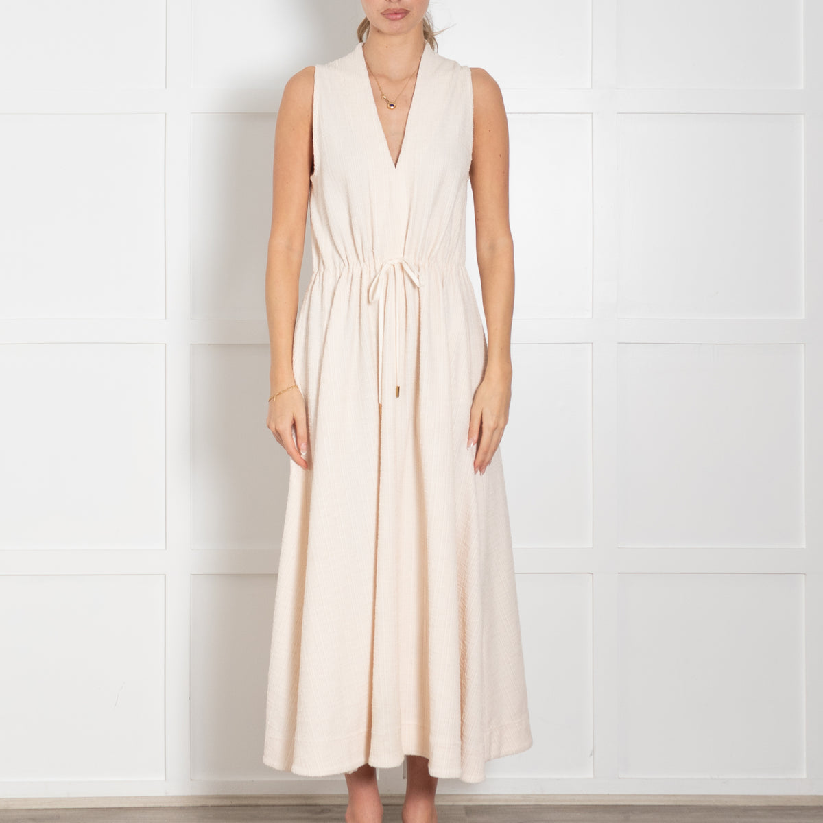 Me + Em Cream Textured Sleeveless V-Neck Long Dress
