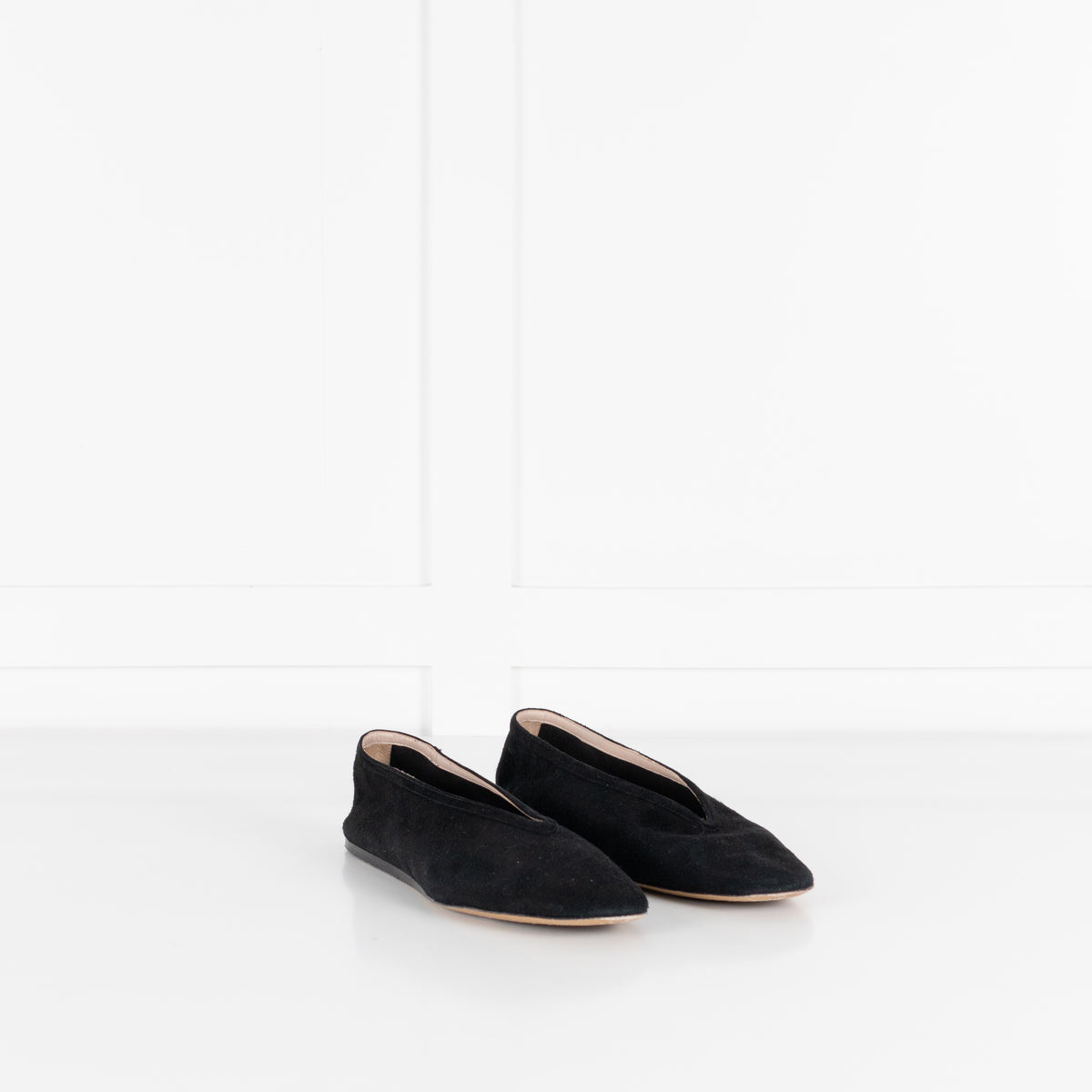 Le Monde Beryl Black Suede Luna Ballet Flats