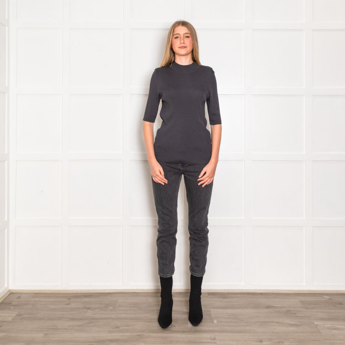 St John Grey Ribbed Short Sleeve Top