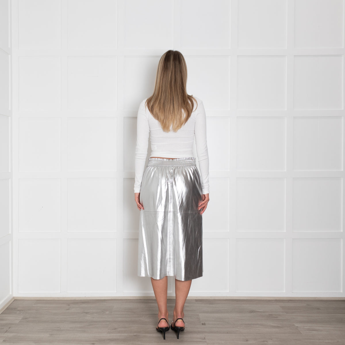 Wyse Silver Faux Leather Skirt