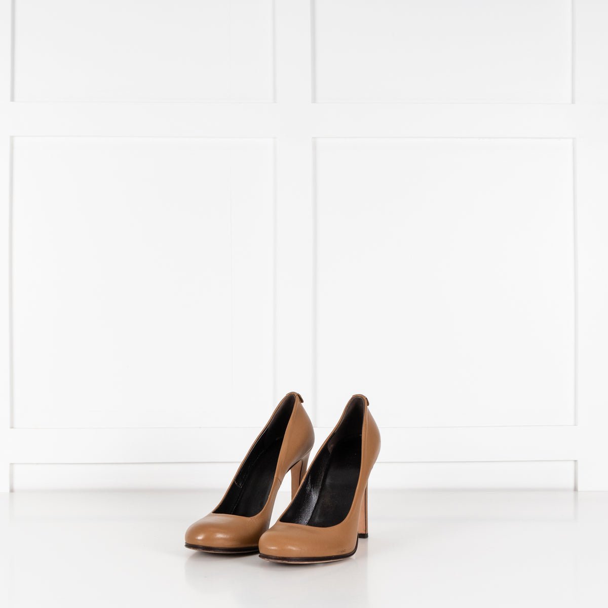 Gucci Brown Round Toe Pumps