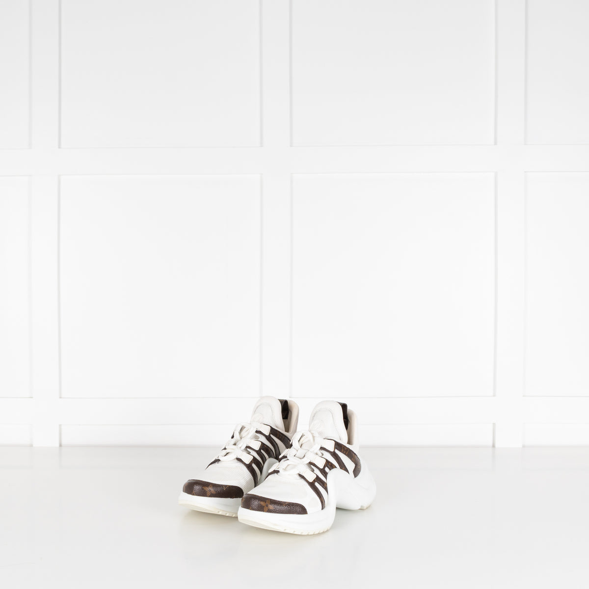 Louis Vuitton White Brown Monogram Archlight Trainers