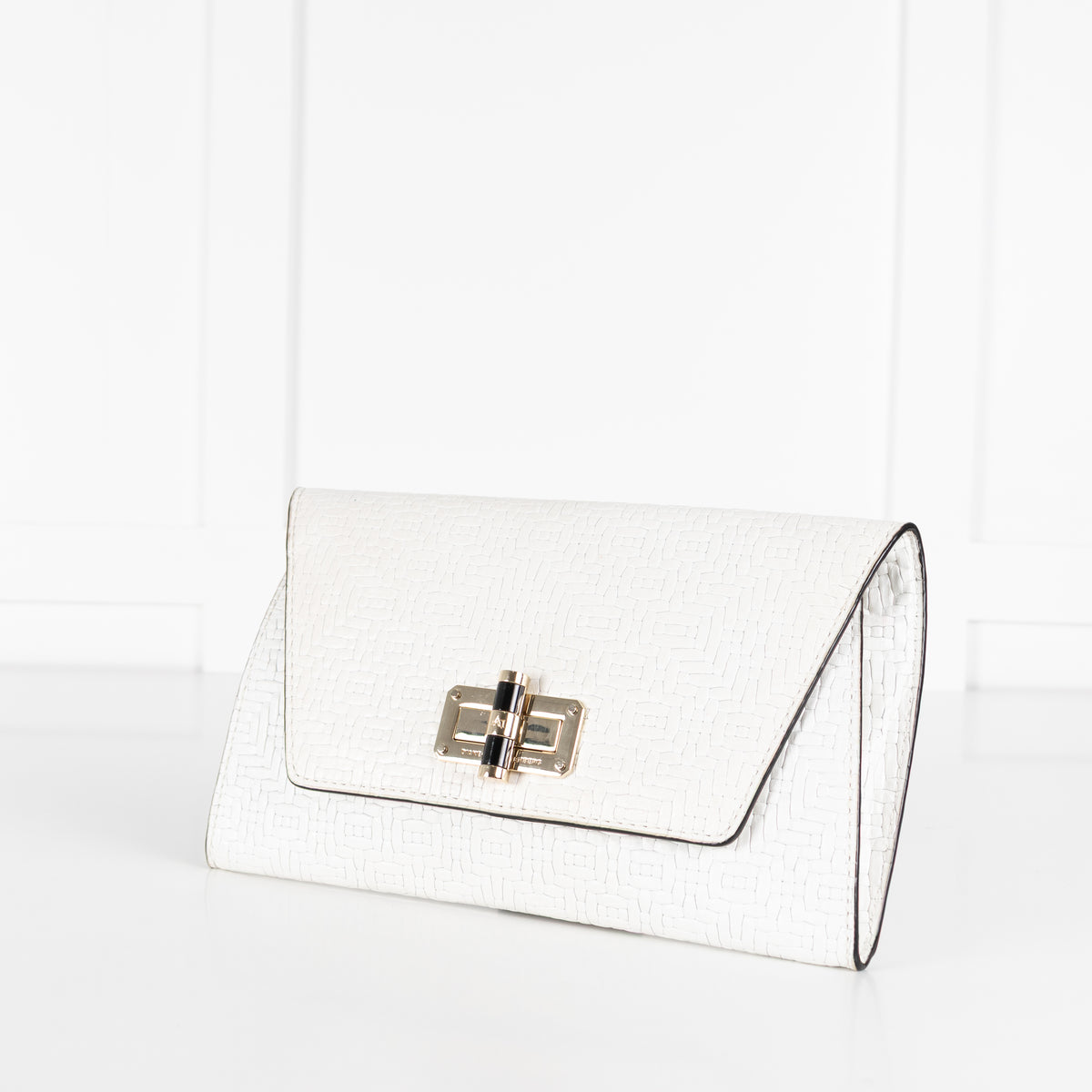 Diane Von Furstenburg Cream Geometric Weave Clutch