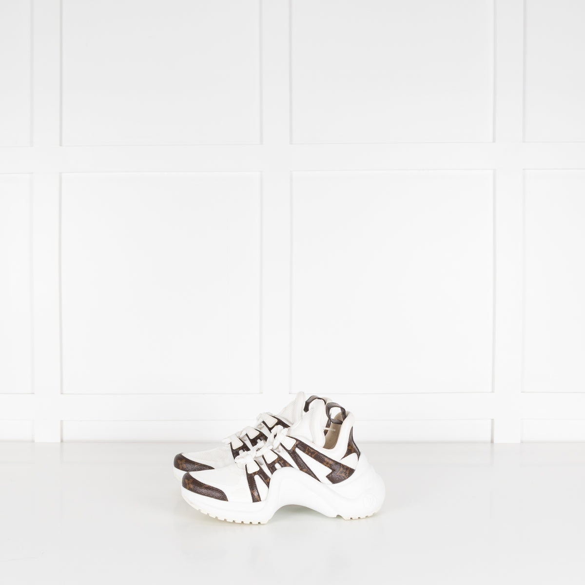 Louis Vuitton White Brown Monogram Archlight Trainers