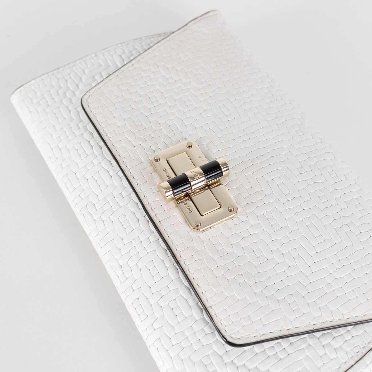 Diane Von Furstenburg Cream Geometric Weave Clutch