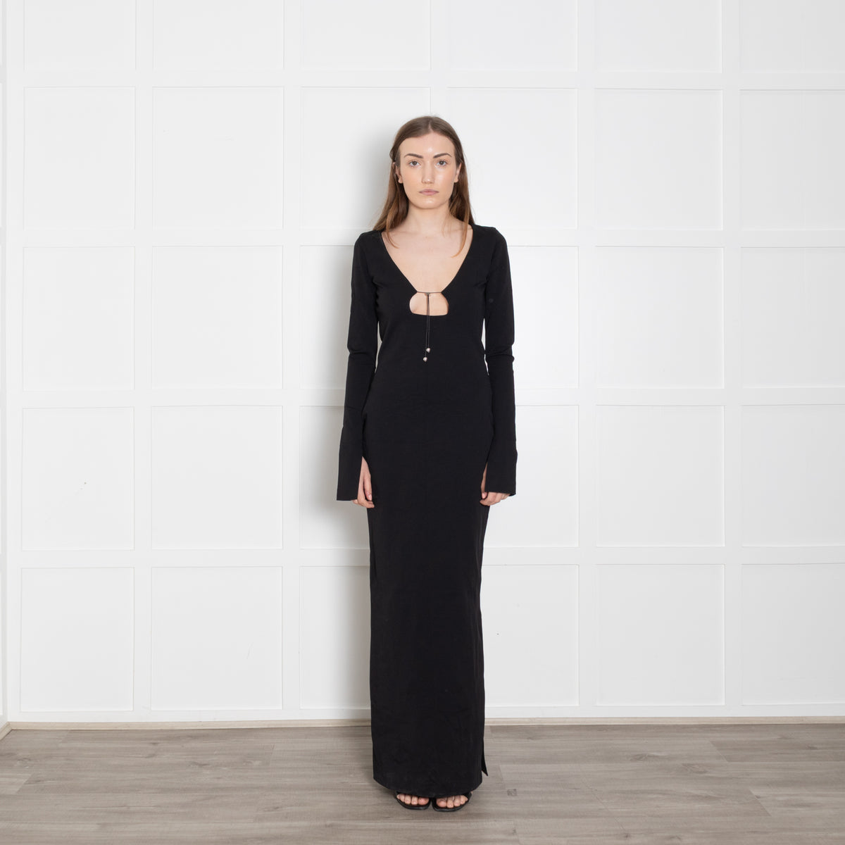 16Arlington Black Solaria Long Sleeve Gown