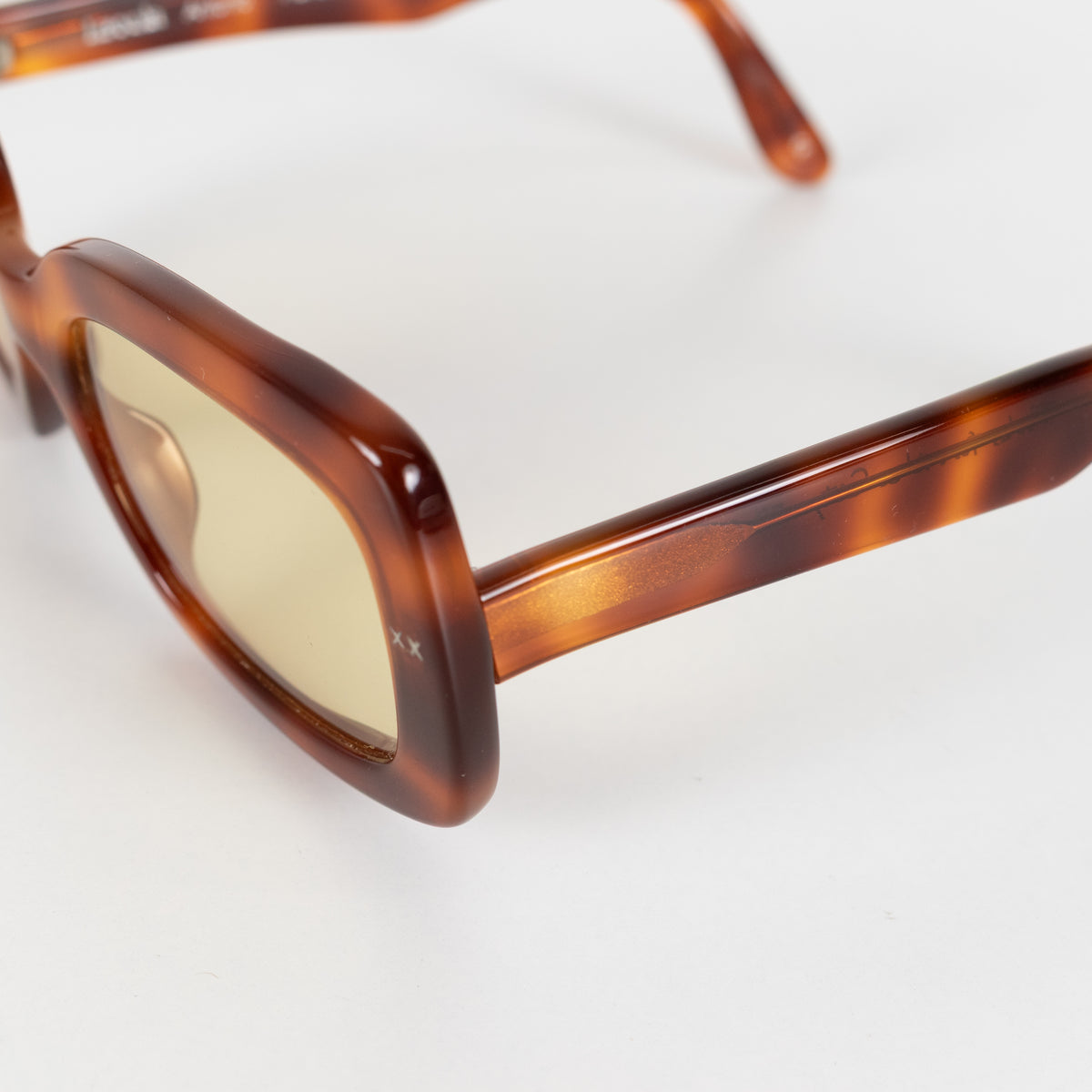 Lexxola Jordy Sunglasses With Yellow Tint Lenses
